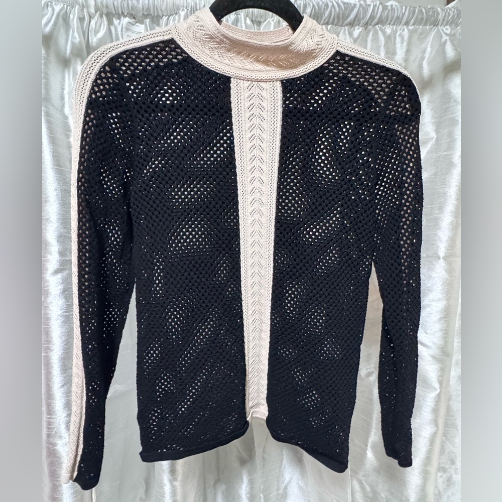 Sandro Crew Neck Black and Cream Textured Knit Top